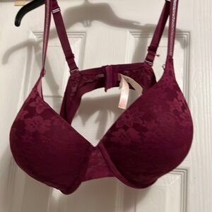 Women's Lace Bra in Burgundy Victoria secret pink 40DDD
